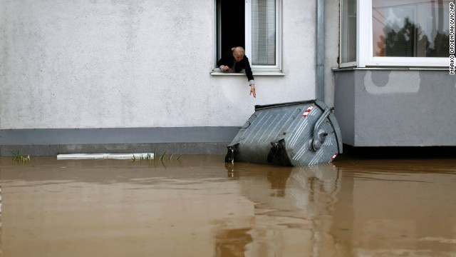 140516210719-03-balkans-flooding-horizontal-gallery.jpg