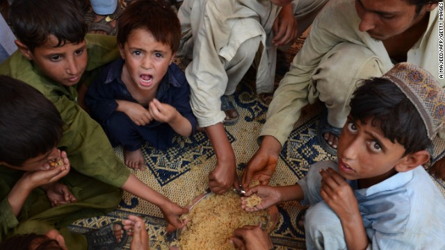 140625164417-pakistan-hungry-kids-horizontal-gallery.jpg