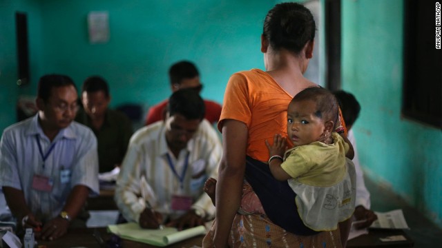 140414142948-02-india-elections-0414-horizontal-gallery.jpg