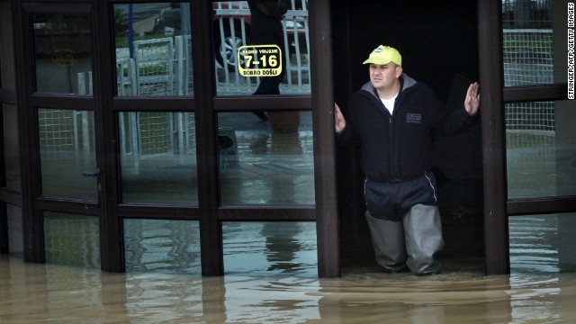 140517202604-03-balkan-floods-horizontal-gallery.jpg