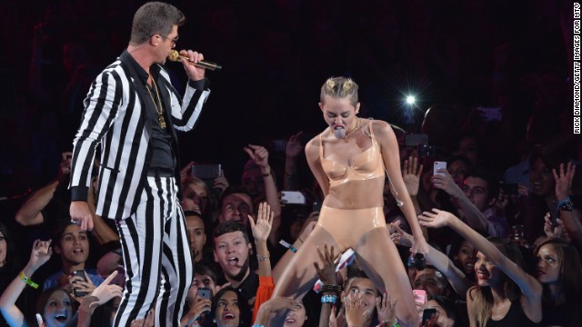 130826065653-13-miley-0826-horizontal-gallery.jpg
