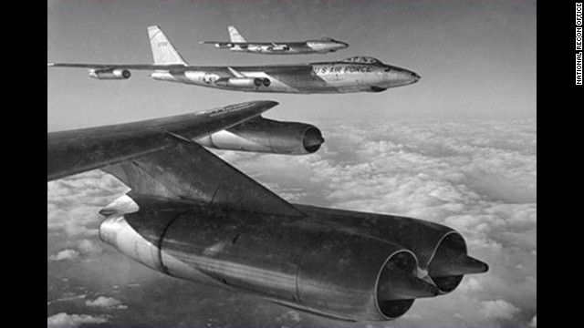 131105114509-03-spy-plane-horizontal-gallery.jpg