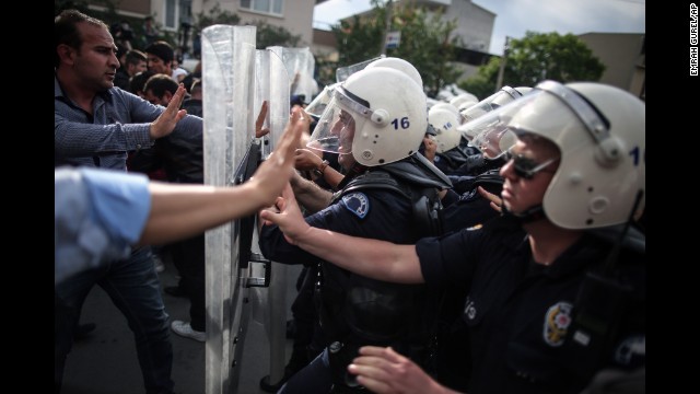 140515091036-02-turkey-protests-0515-horizontal-gallery.jpg