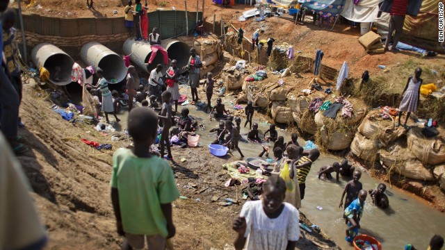 131227131334-02-sudan-violence-1227-horizontal-gallery.jpg