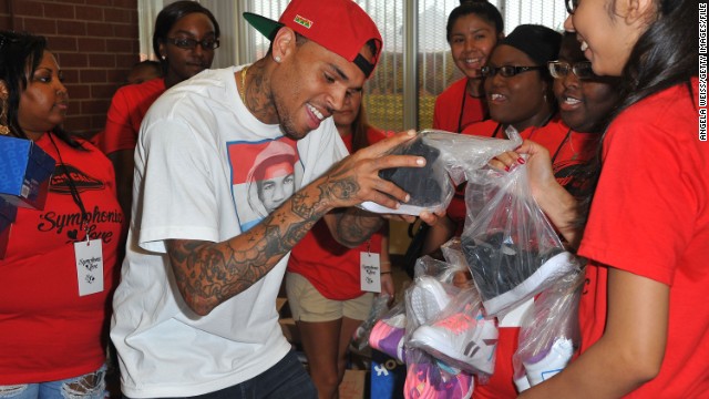 131027122042-10-chris-brown-1027-horizontal-gallery.jpg