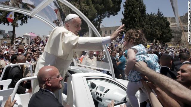 140525073204-02-pope-west-bank-0525-horizontal-gallery.jpg