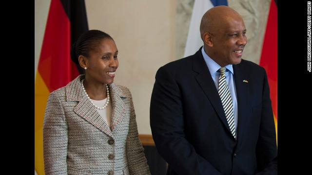 141212212557-11-world-monarchies-horizontal-gallery.jpg
