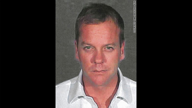 120914071904-kiefer-sutherland-mug-horizontal-gallery.jpg