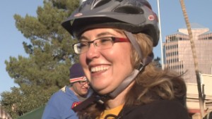 141123083953-dnt-giffords-bike-race-00011126-story-body.jpg