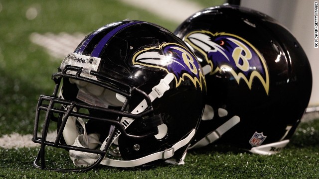 141231072351-baltimore-ravens-helmet-file-story-top.jpg