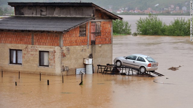 140516213234-12-balkans-flooding-horizontal-gallery.jpg