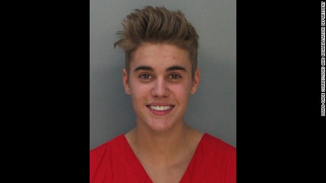 140123110903-justin-bieber-mugshot-horizontal-gallery.jpg