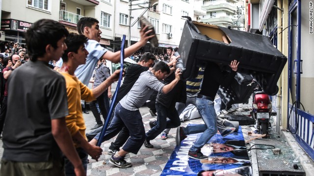 140515091153-02-turkey-protests-0515-horizontal-gallery.jpg