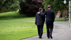 140531171701-obama-shinseki-walk-story-body.jpeg