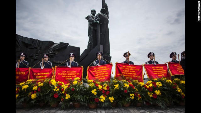 140509111837-07-victory-day-0509-horizontal-gallery.jpg