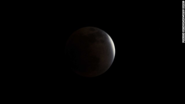 140411163412-05-lunar-eclipse-0414-horizontal-gallery.jpg