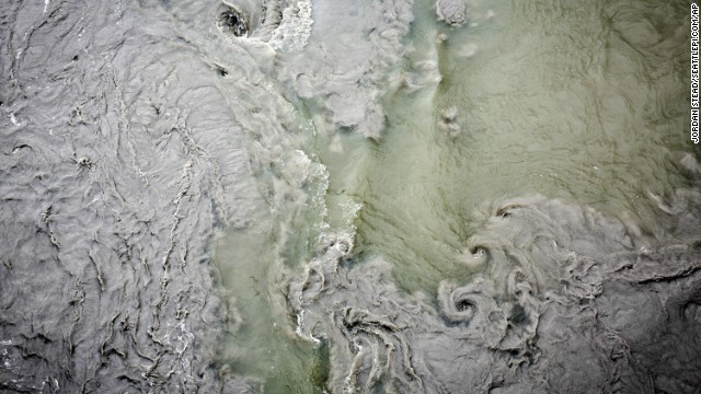 140328131124-mudslide-0328-01-horizontal-gallery.jpg