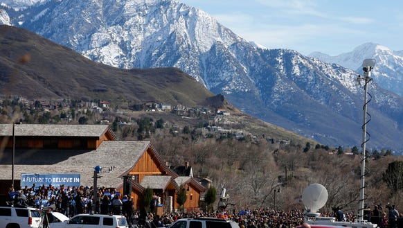 635941876143848321-UTAH-VOTERS.JPG