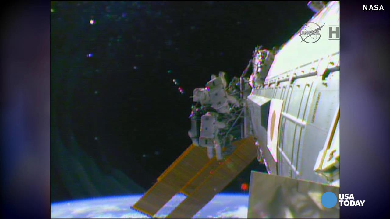29906170001_4080316376001_VPCSEEN-ASTRONAUT-SPACEWALK-W022515-vs.jpg